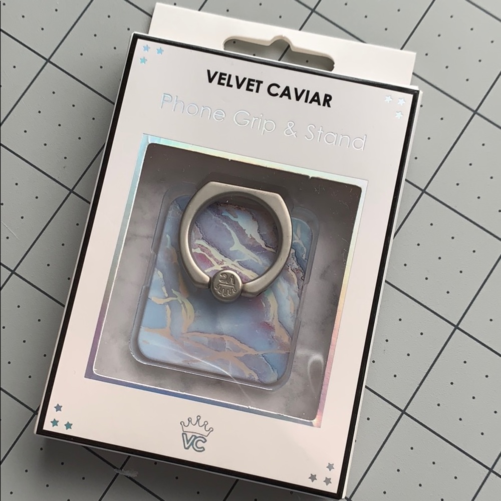 FREE GIFT when bundled